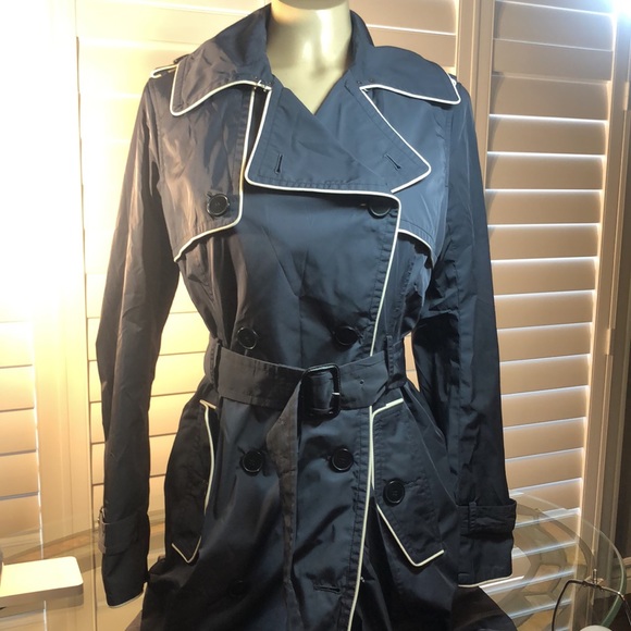 Club Monaco Jackets & Blazers - Club Monaco rain trench coat